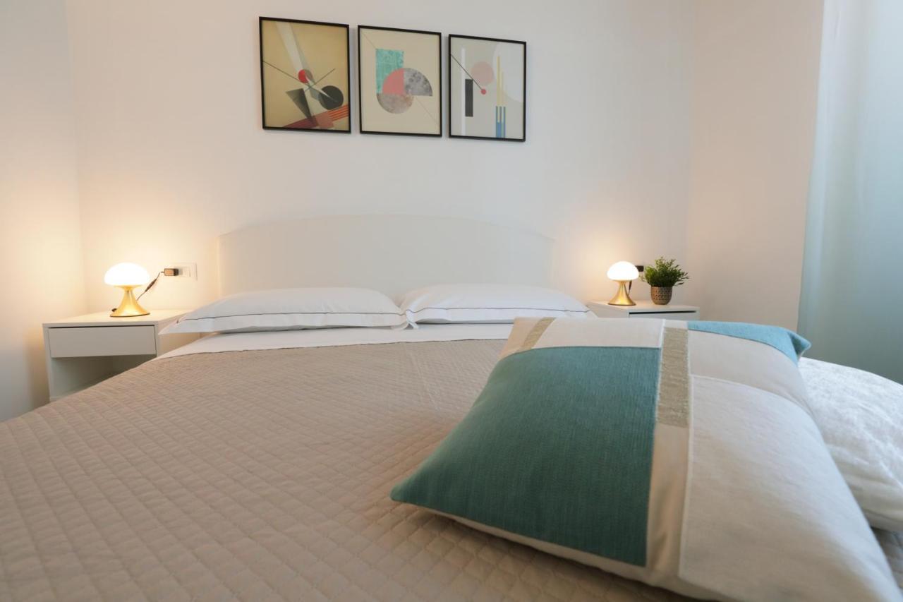 Zuara9Room Rimini Ngoại thất bức ảnh