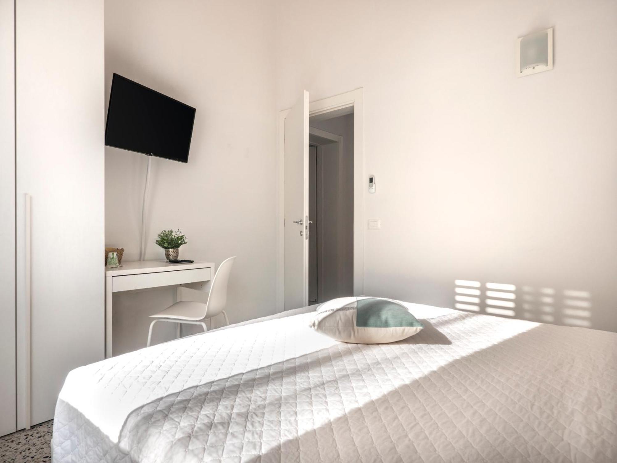 Zuara9Room Rimini Ngoại thất bức ảnh