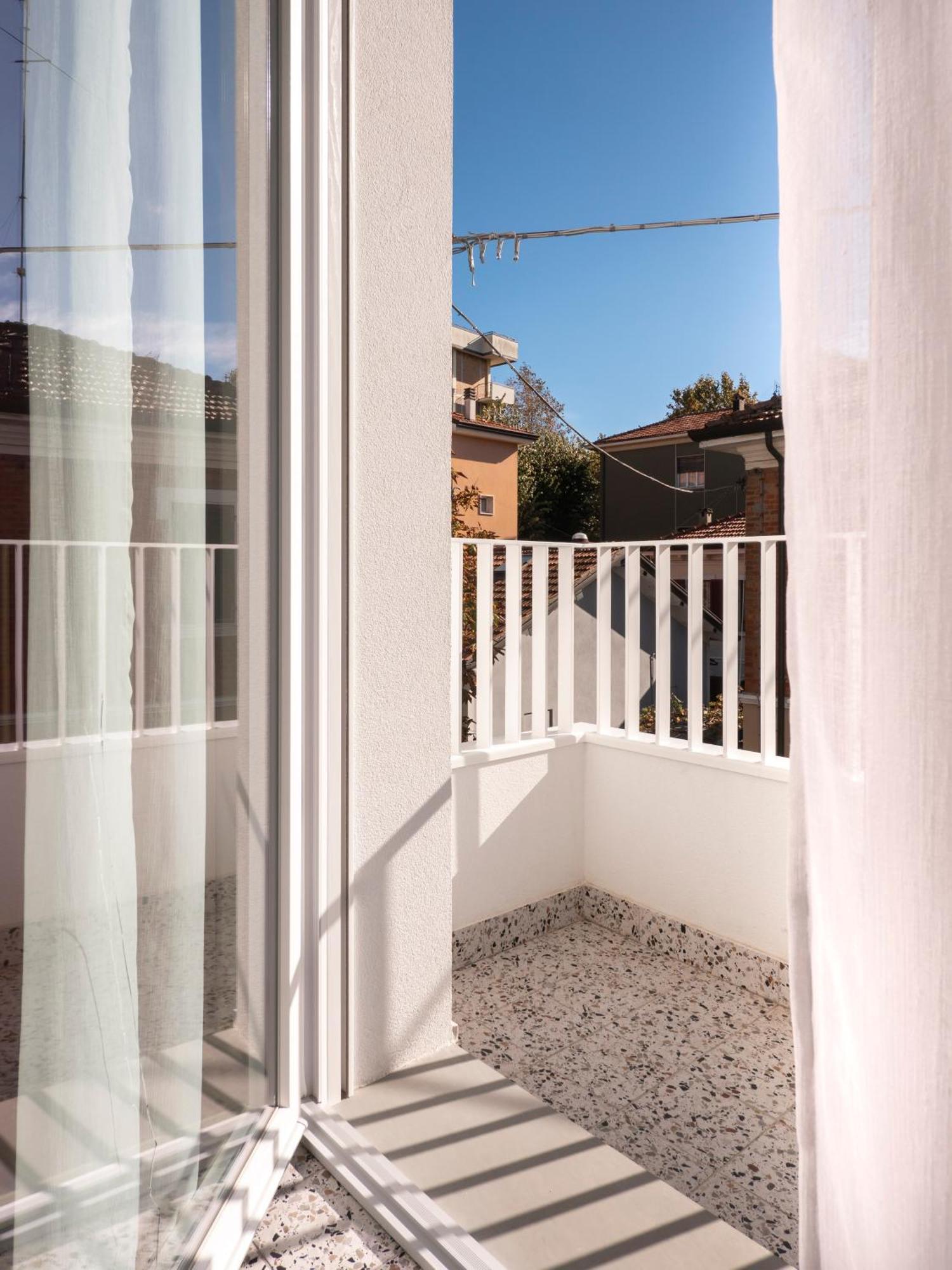 Zuara9Room Rimini Ngoại thất bức ảnh